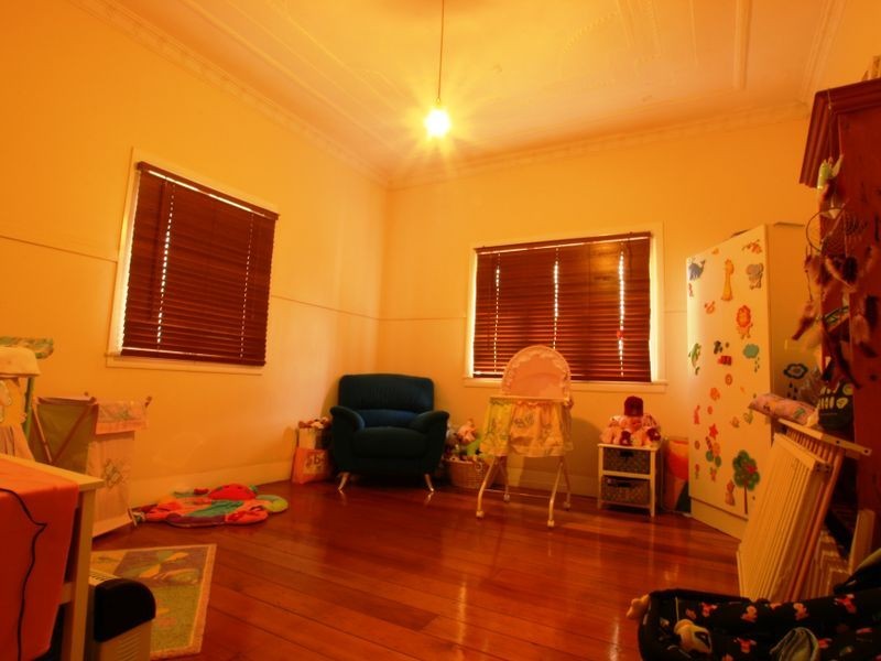 12 Thorn Street, Ipswich QLD 4305