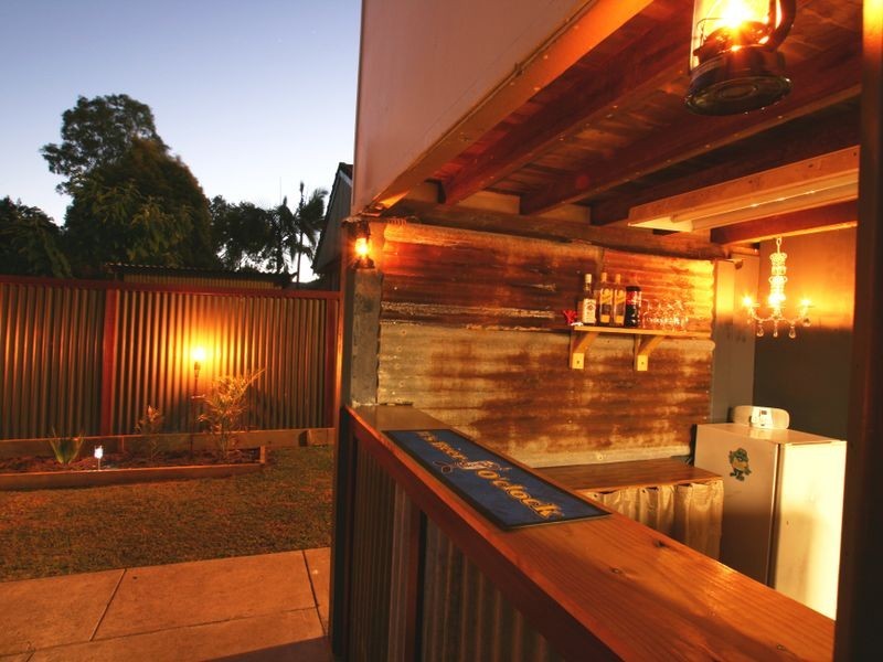 16 Kynance Street, Leichhardt QLD 4305