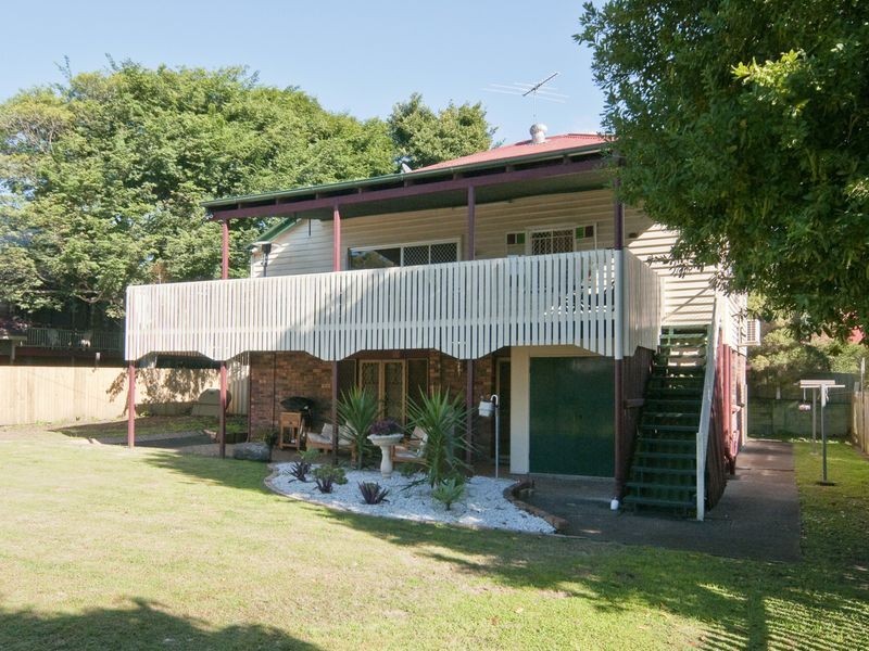 8 Feeney Lane, East Ipswich QLD 4305