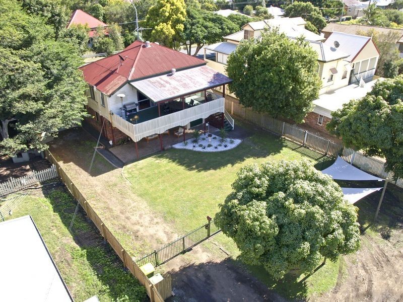 8 Feeney Lane, East Ipswich QLD 4305