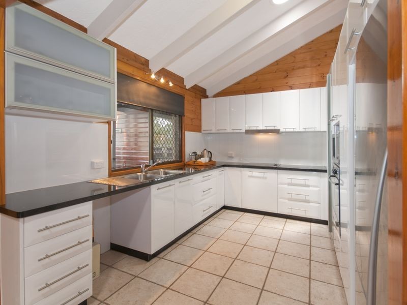 228 Blackwall Road, Chuwar QLD 4306