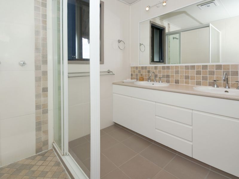 228 Blackwall Road, Chuwar QLD 4306