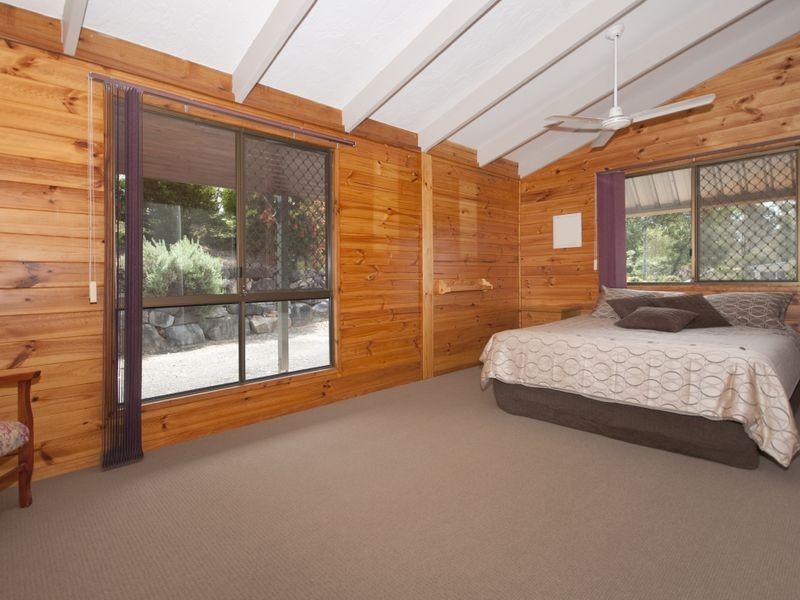 228 Blackwall Road, Chuwar QLD 4306