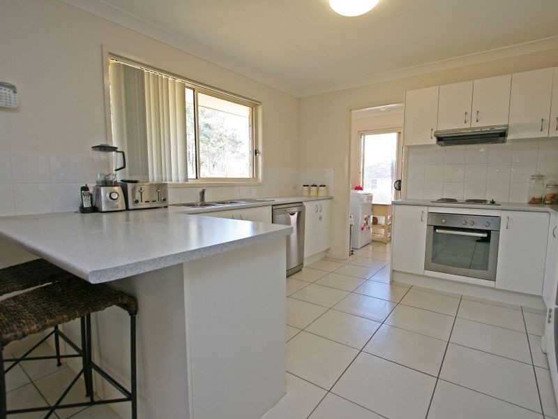 13 Harwood Street, Kensington Grove QLD 4341