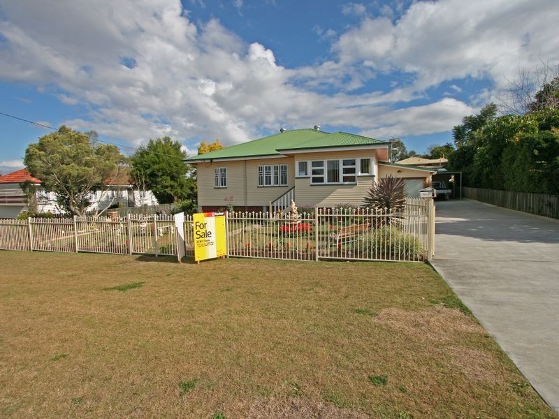 37 Easton Street, Silkstone QLD 4304