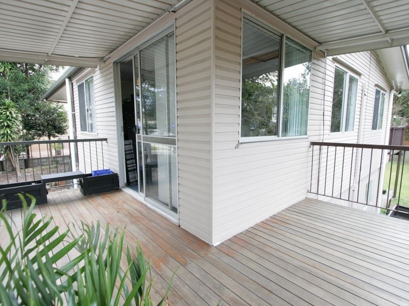 9 Ash Street, Yamanto QLD 4305