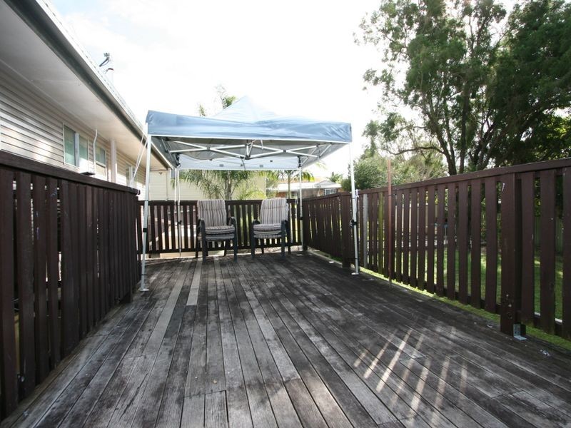 9 Ash Street, Yamanto QLD 4305