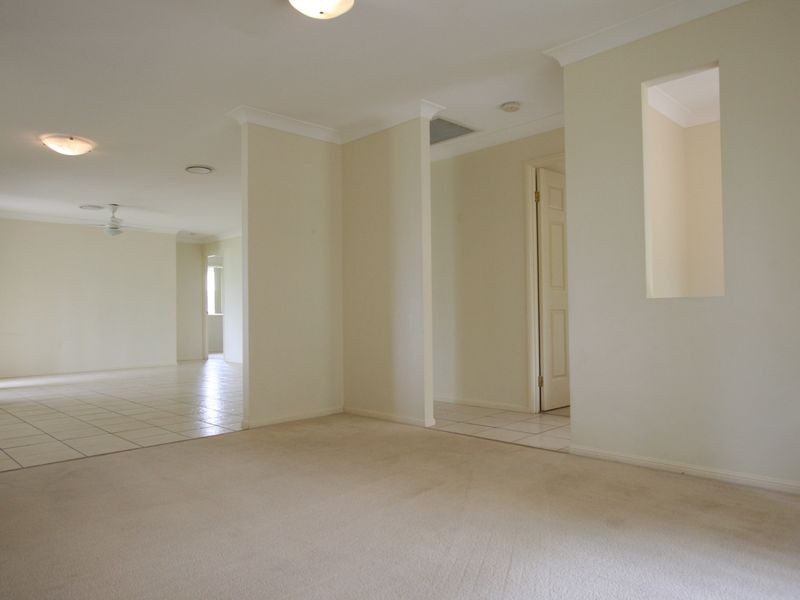 36 Sandalwood Drive, Yamanto QLD 4305