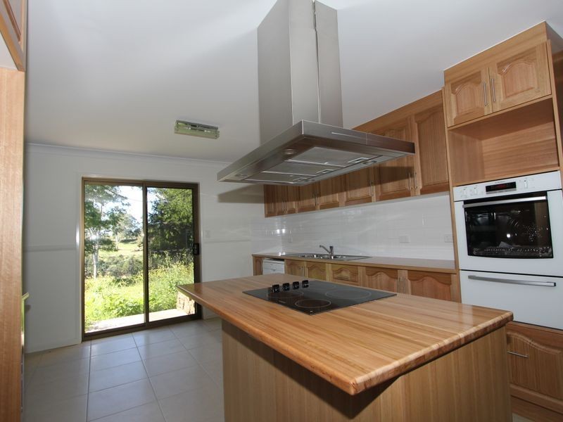 113 Lindemans Road, Lowood QLD 4311