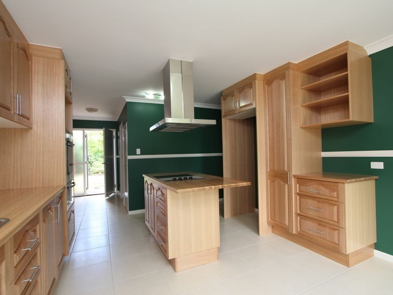 113 Lindemans Road, Lowood QLD 4311