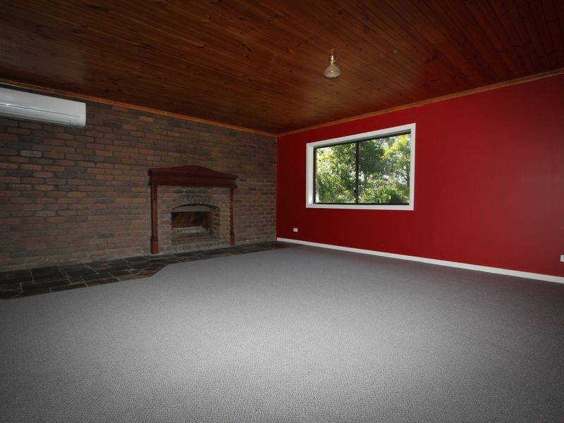 113 Lindemans Road, Lowood QLD 4311