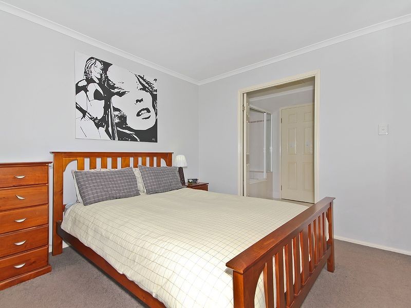 4/302 College Road, Karana Downs QLD 4306