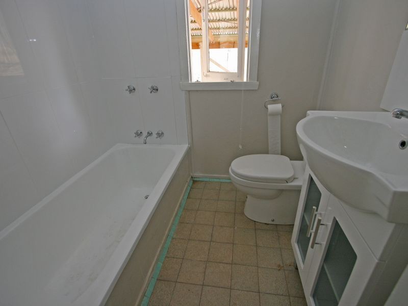 21a Bond Court, Kensington Grove QLD 4341
