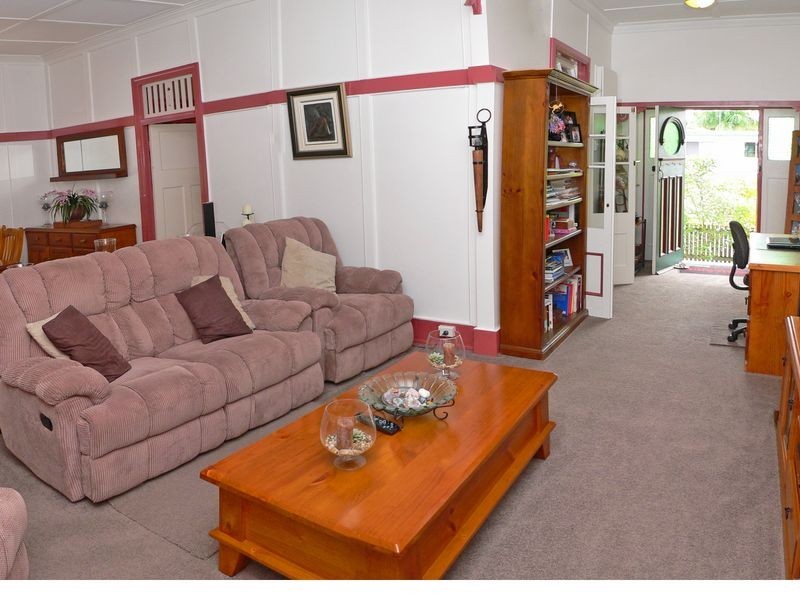 3 Wellington Street, Brassall QLD 4305