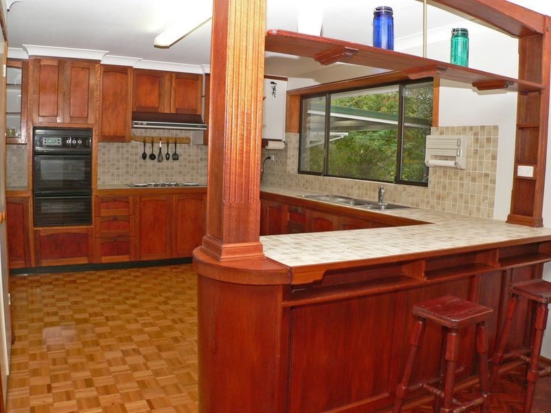 33 Oxley Drive, Barellan Point QLD 4306