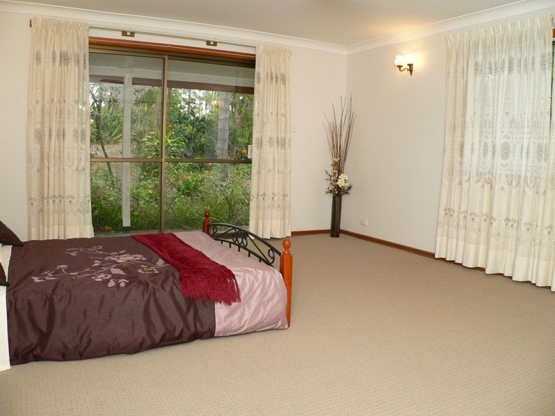 33 Oxley Drive, Barellan Point QLD 4306