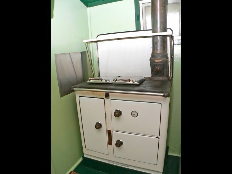 9 Birdwood Street, North Ipswich QLD 4305