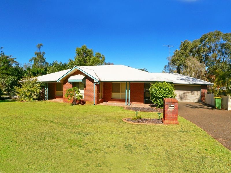 11 Edith Drive, North Ipswich QLD 4305