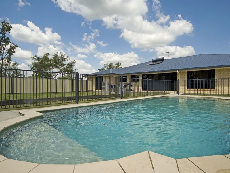1 Glencoe Place, Thagoona QLD 4306