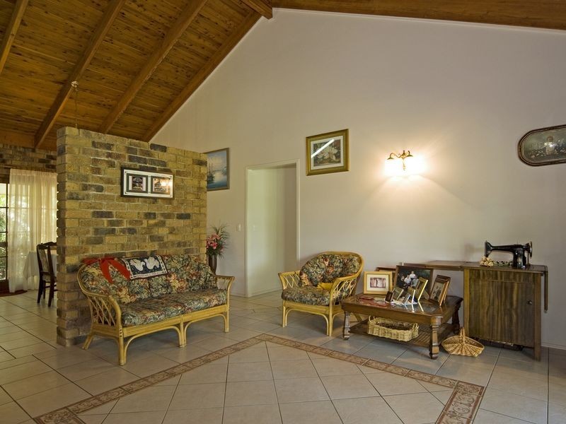 144 Skyline Drive, Kholo QLD 4306
