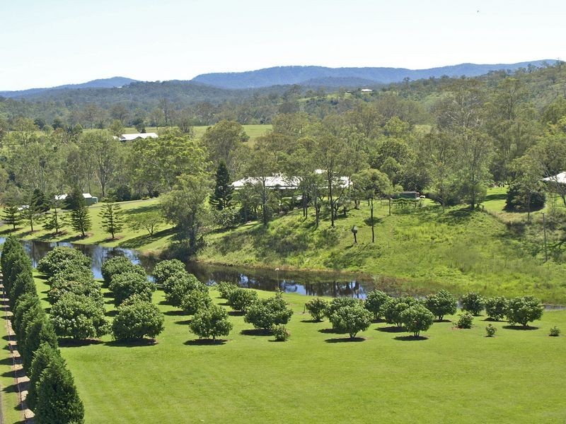 144 Skyline Drive, Kholo QLD 4306