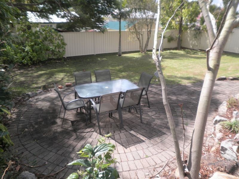 23 Dulcie Street, Raceview QLD 4305