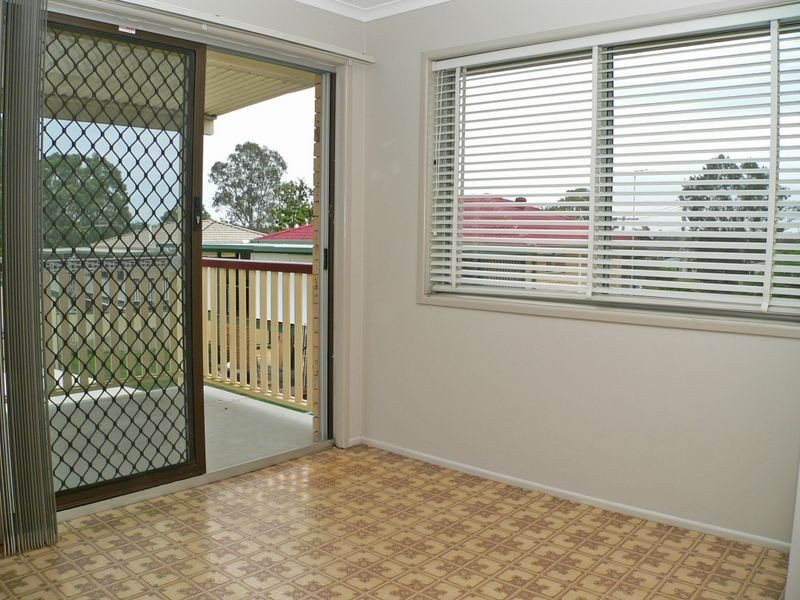 6 Ironbark Crescent, Raceview QLD 4305