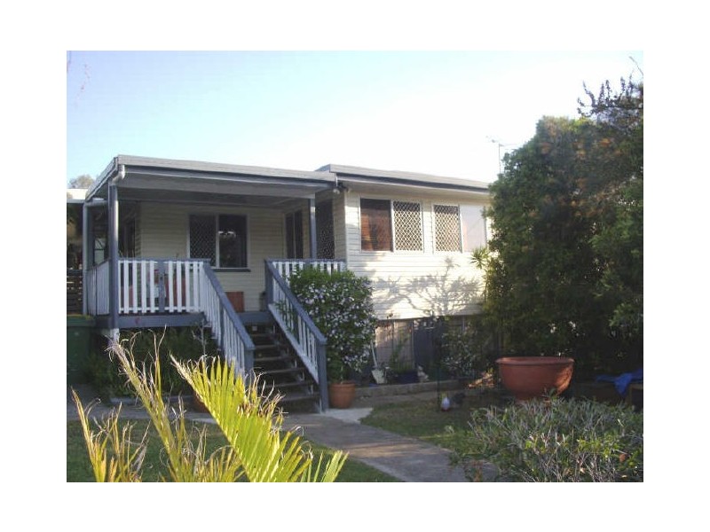4 Berry Street, Churchill QLD 4305