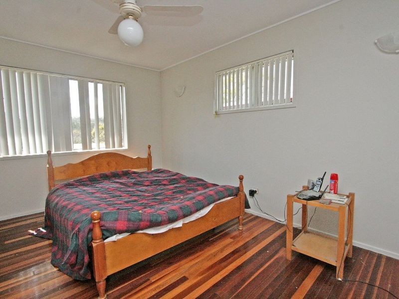 16 Prunda Parade, Raceview QLD 4305