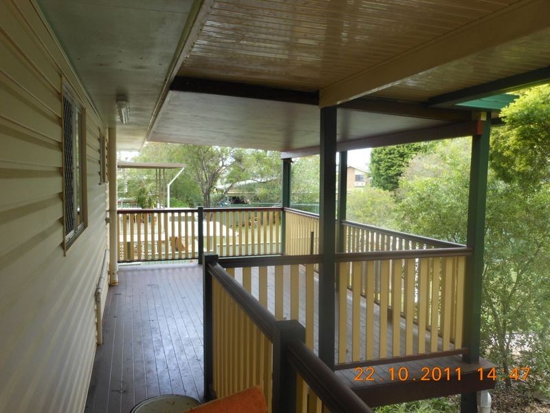 16 Prunda Parade, Raceview QLD 4305