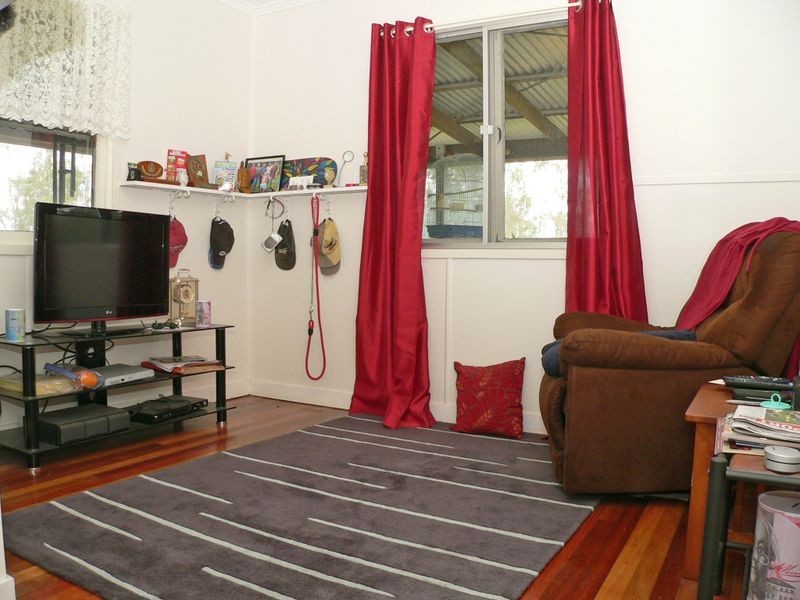 6 Melbourne Street, Brassall QLD 4305