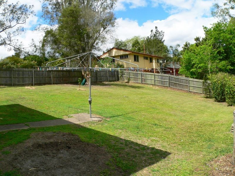 6 Melbourne Street, Brassall QLD 4305