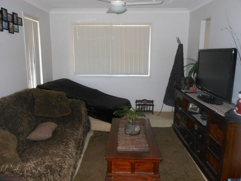 7 Dewhurst Crescent, Raceview QLD 4305