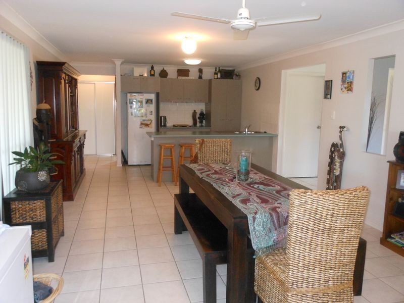 7 Dewhurst Crescent, Raceview QLD 4305