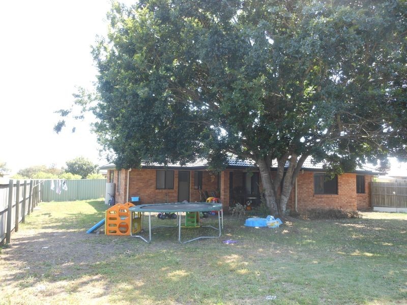 7 Dewhurst Crescent, Raceview QLD 4305