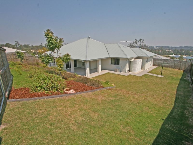 9 Satinash Way, Flinders View QLD 4305