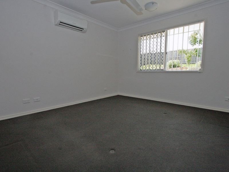9 Satinash Way, Flinders View QLD 4305