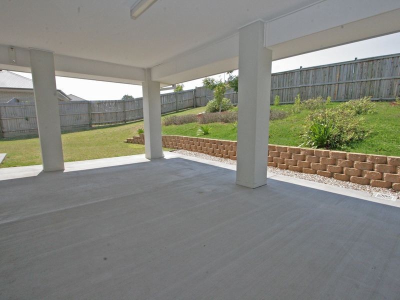9 Satinash Way, Flinders View QLD 4305