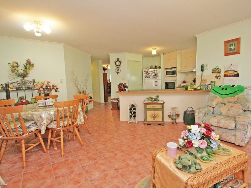 45 Discovery Street, Flinders View QLD 4305