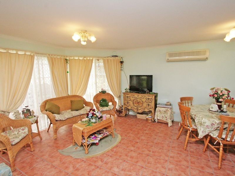 45 Discovery Street, Flinders View QLD 4305