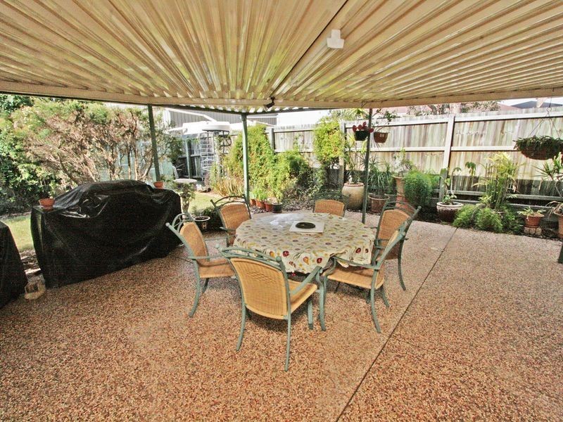 45 Discovery Street, Flinders View QLD 4305