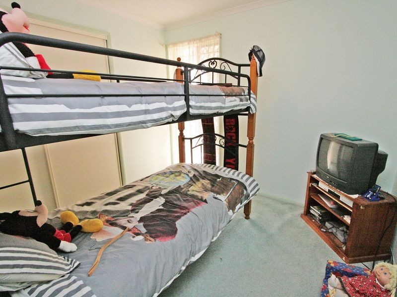 45 Discovery Street, Flinders View QLD 4305