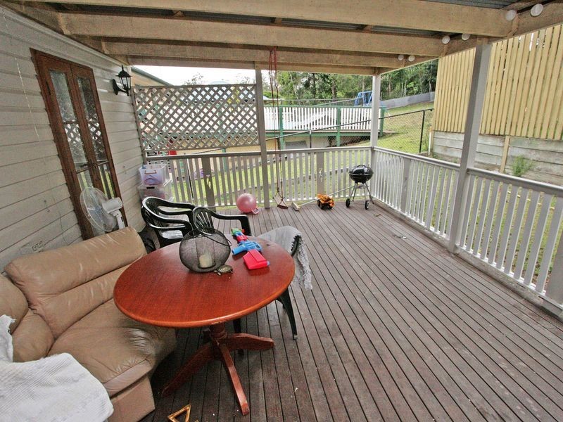 35 John Street, Bundamba QLD 4304