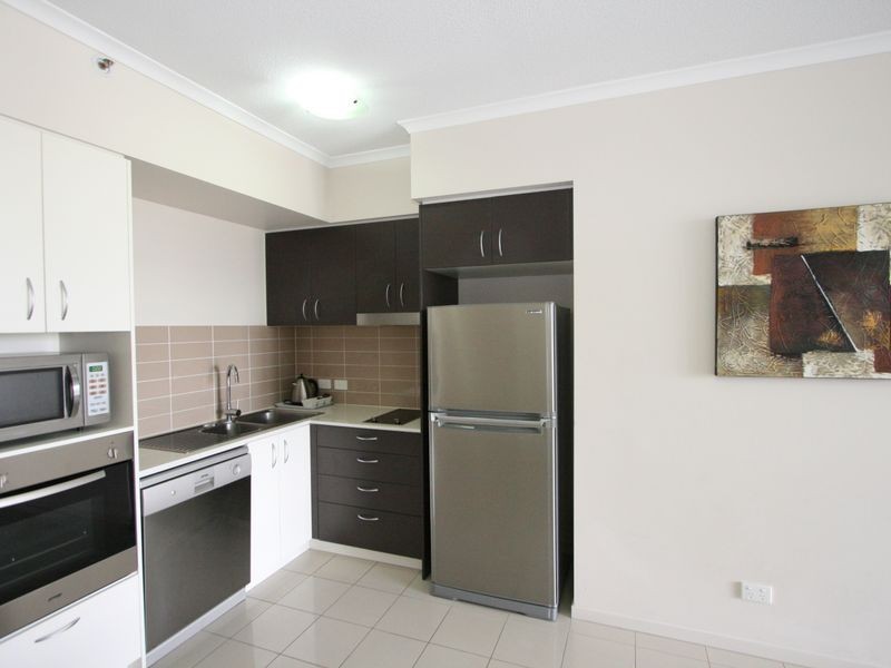 906/11 Ellenborough Street, Woodend QLD 4305