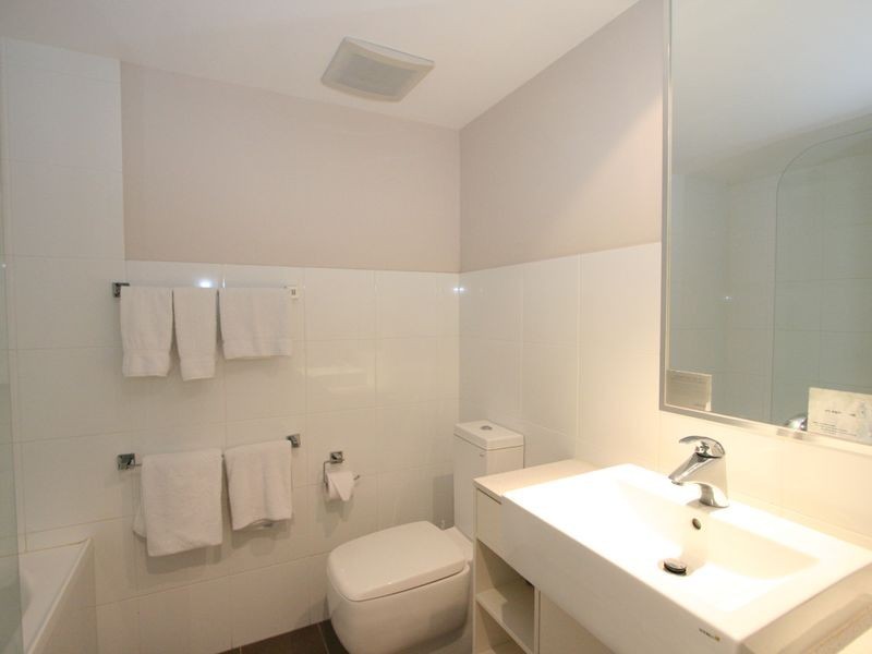 906/11 Ellenborough Street, Woodend QLD 4305