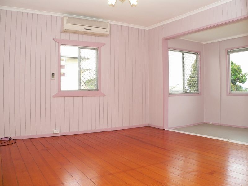 68 Holdsworth Road, North Ipswich QLD 4305