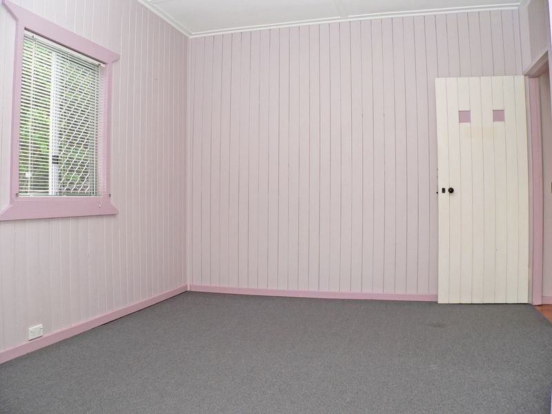 68 Holdsworth Road, North Ipswich QLD 4305