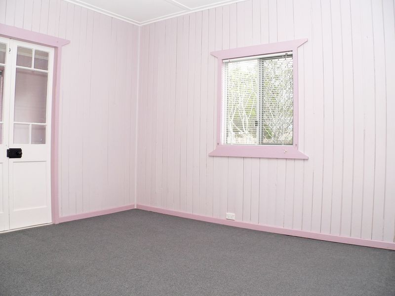 68 Holdsworth Road, North Ipswich QLD 4305