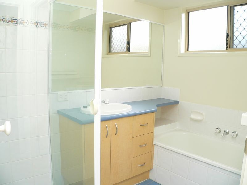 32 Glasgow Blvd, Brassall QLD 4305