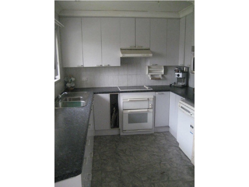 25 Lance Drive, Flinders View QLD 4305